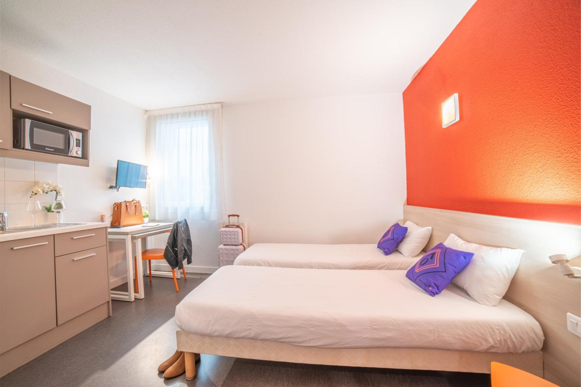 Montempo Apparthotel Paris-Velizy Buitenkant foto