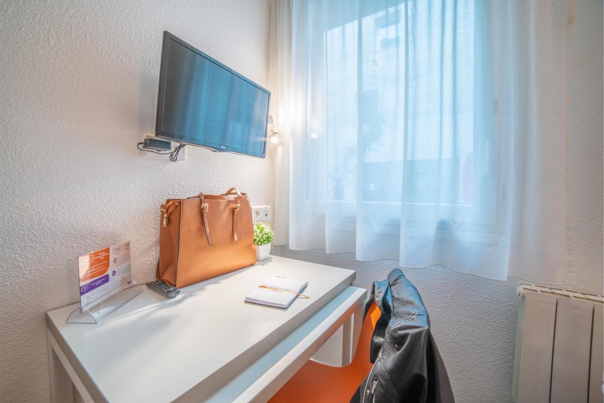 Montempo Apparthotel Paris-Velizy Buitenkant foto