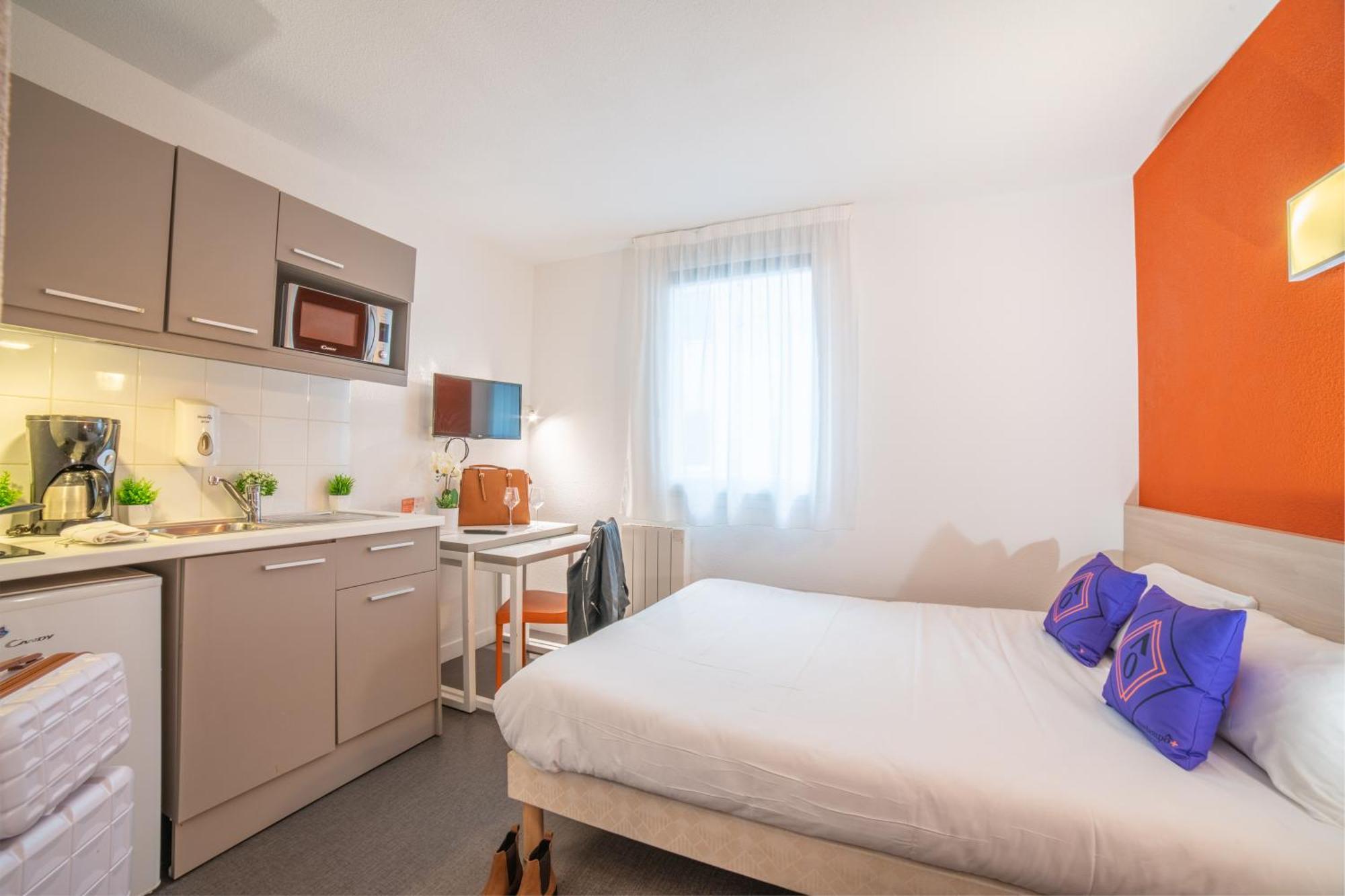 Montempo Apparthotel Paris-Velizy Buitenkant foto